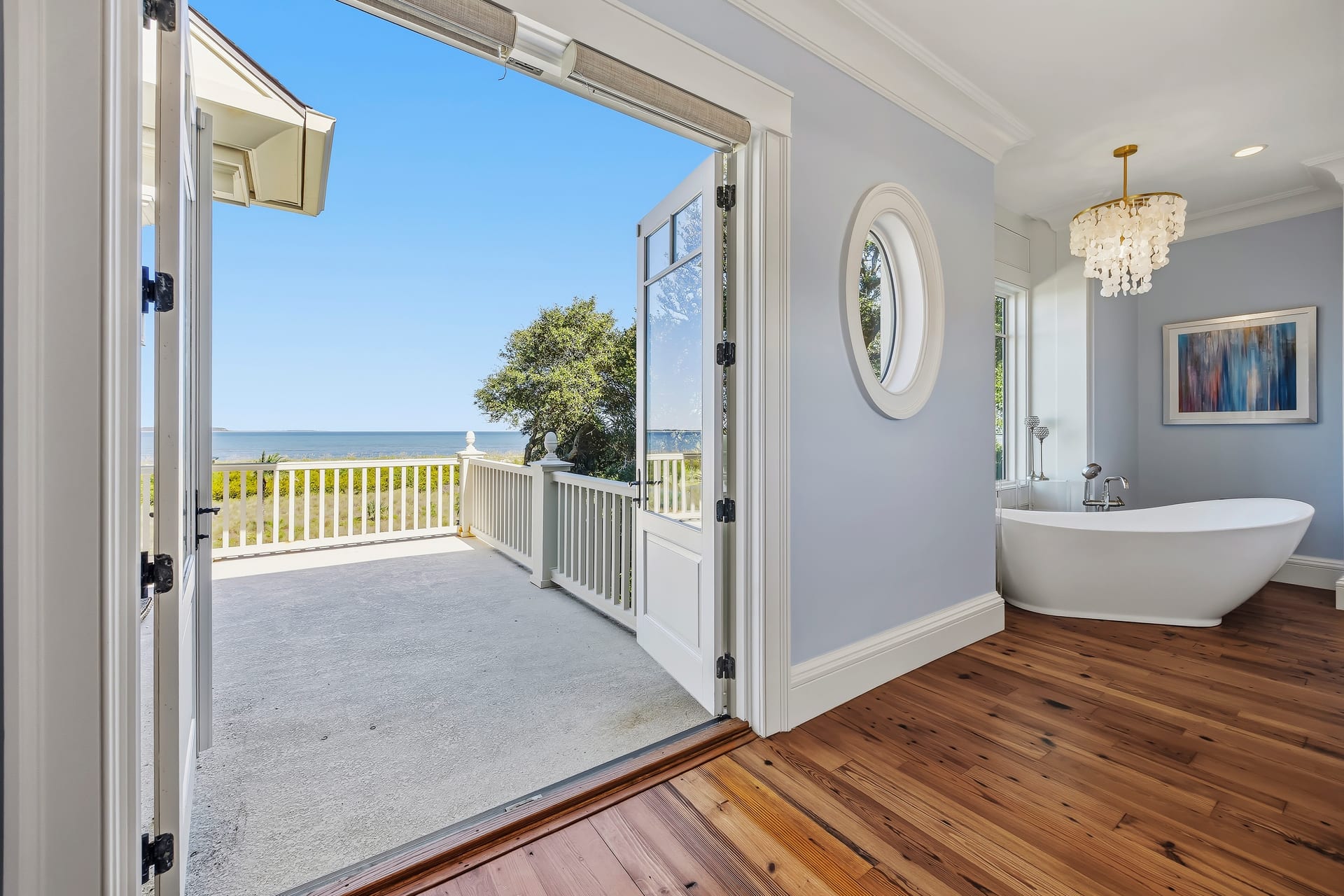 Bath — 52 N Port Royal Drive, Port Royal