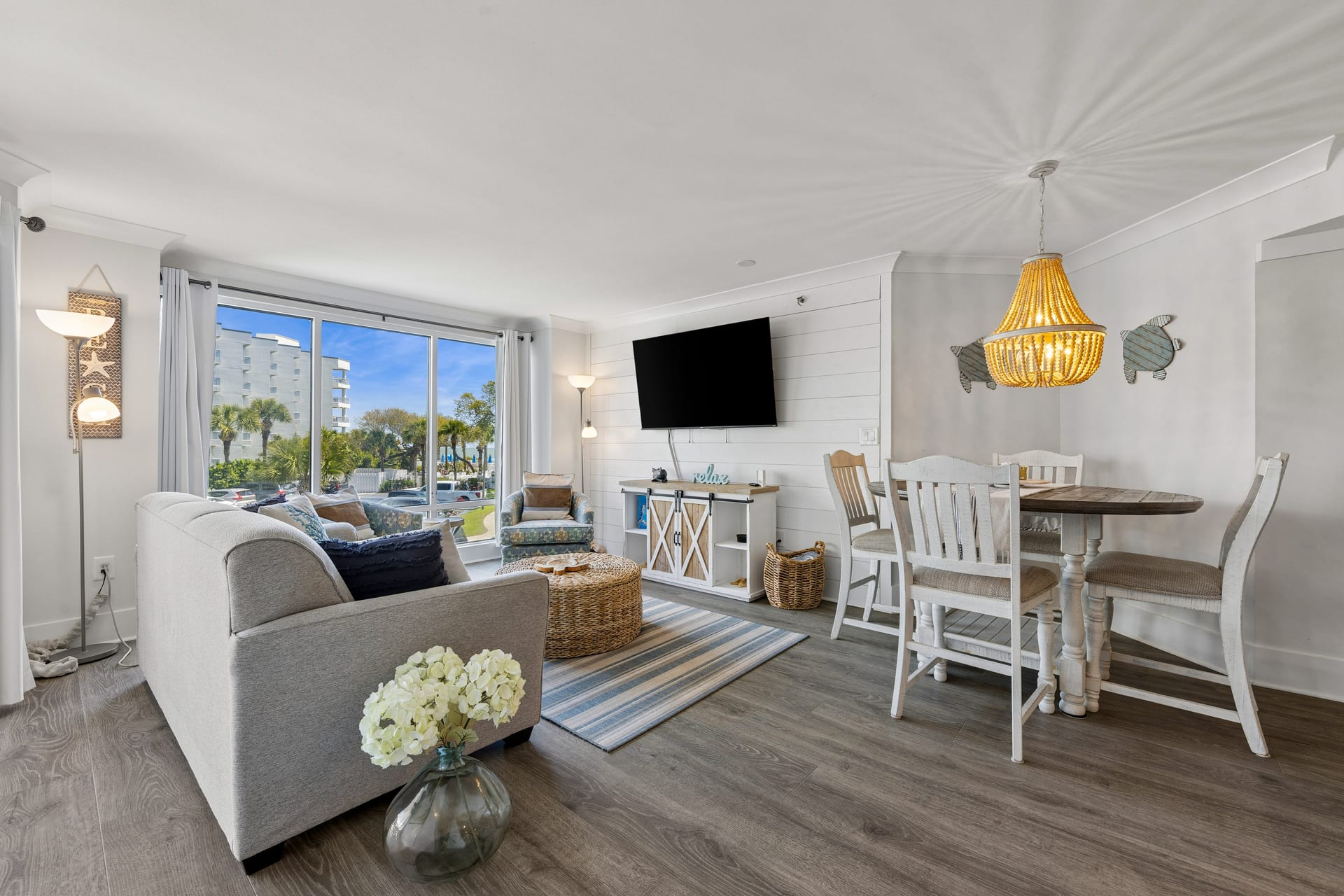 Living room — 1 Ocean Lane #1110, Palmetto Dunes