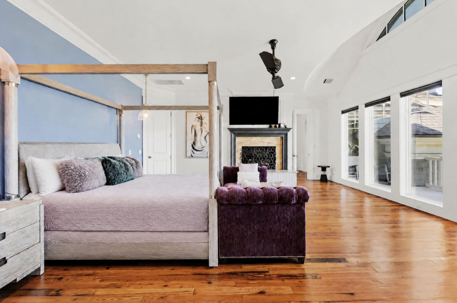 Primary suite — 52 N Port Royal Drive, Port Royal