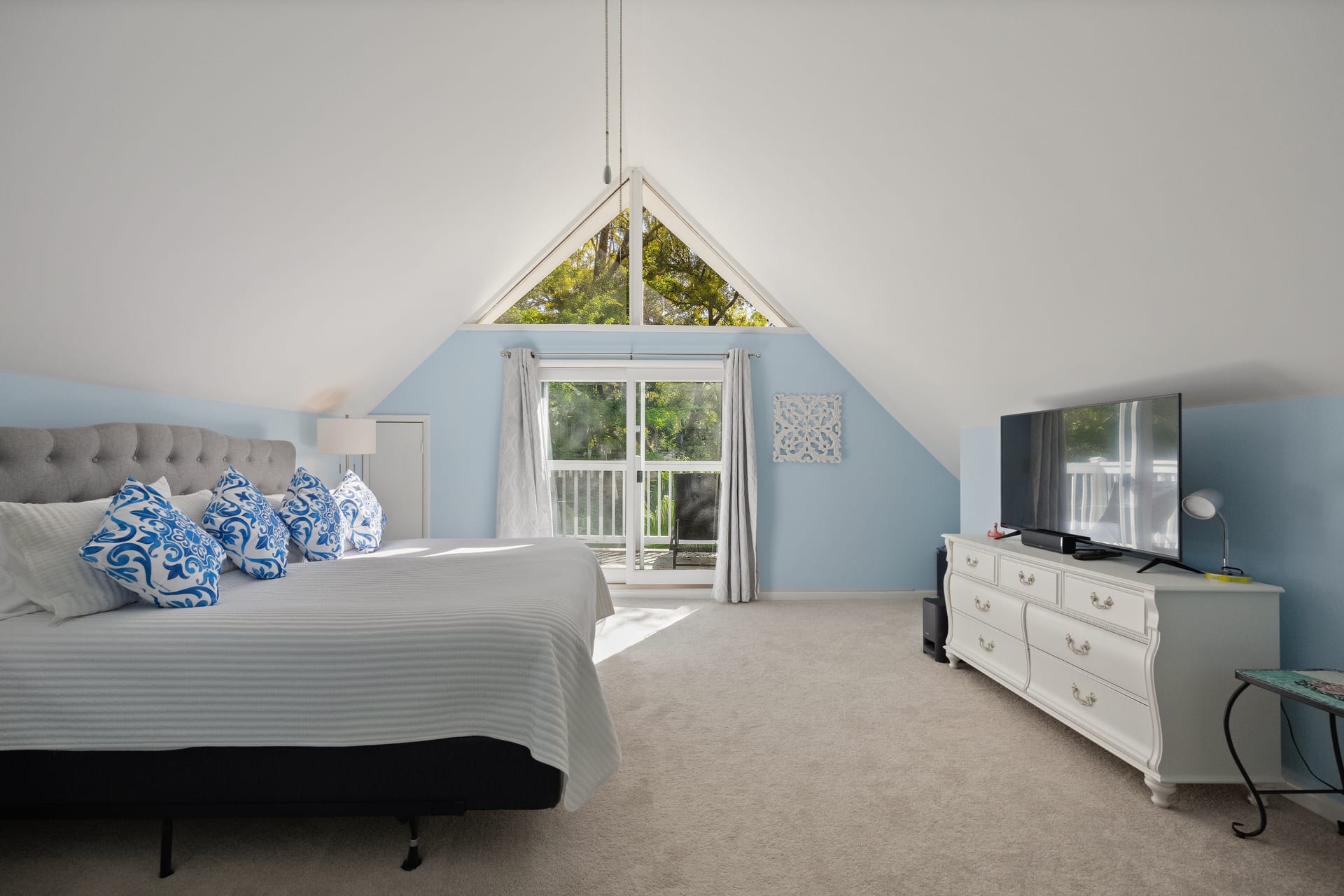 Primary suite — 1 Gannet Street, Forest Beach