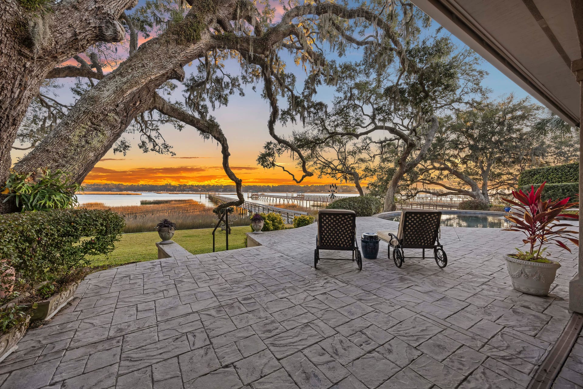 Outdoor Living — 47 River Club Drive, River Club