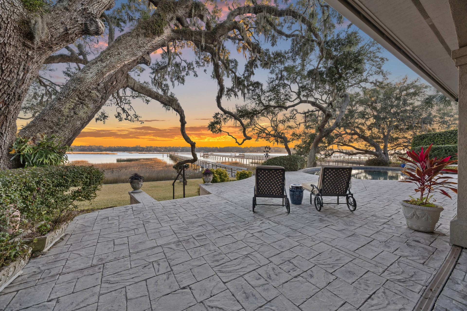 Outdoor Living — 47 River Club Drive, River Club