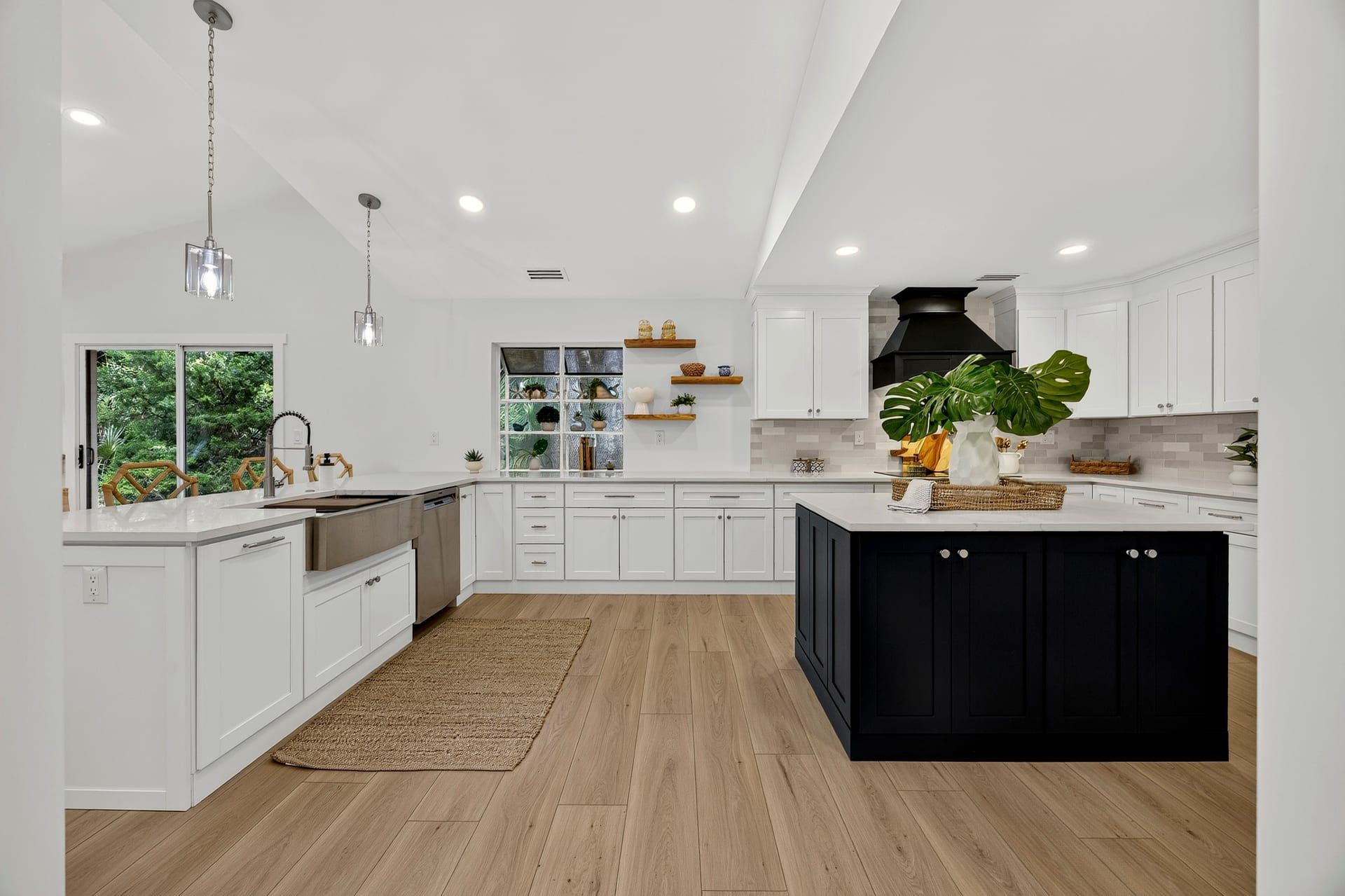 Kitchen — 9 Fort Walker Drive, Port Royal