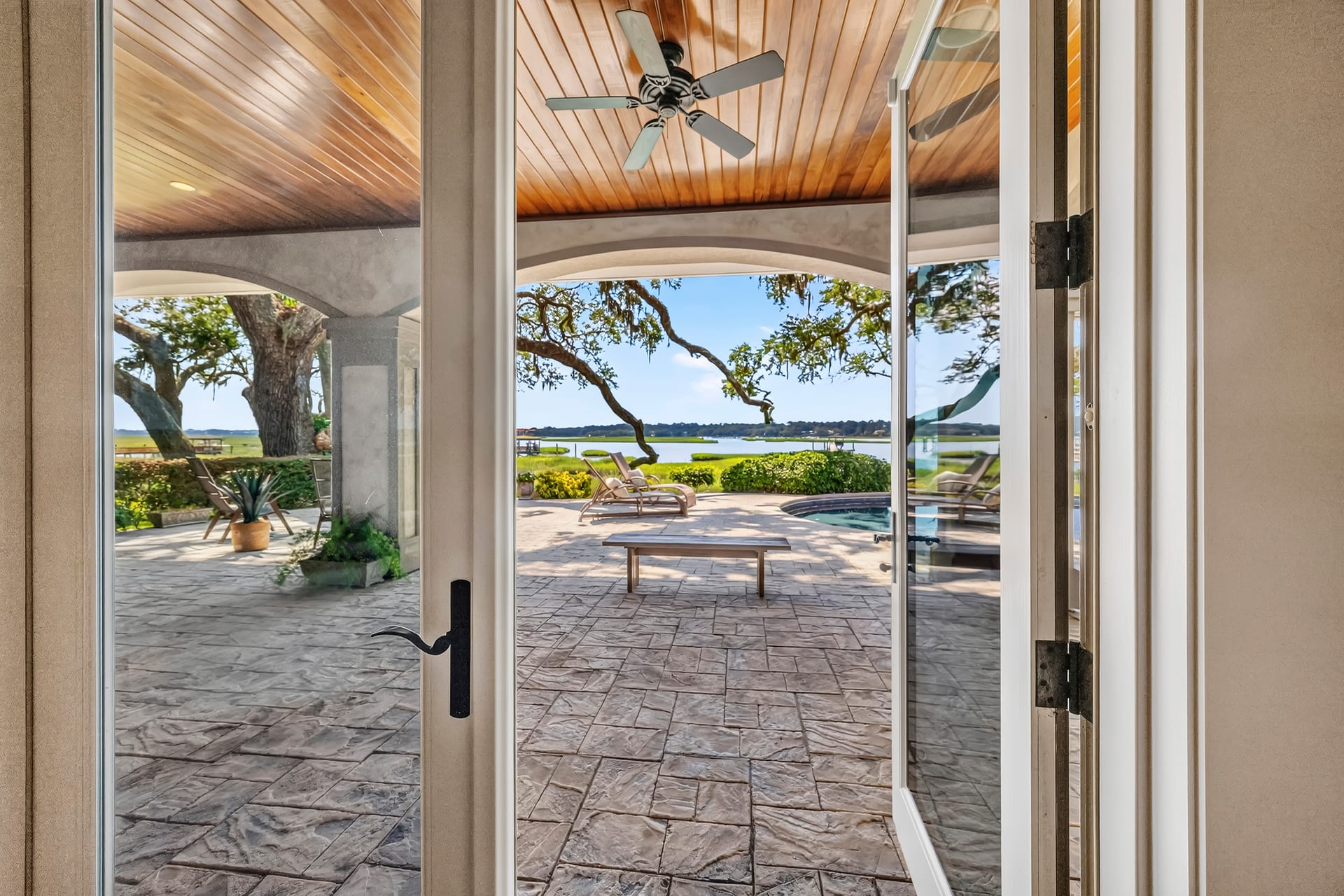 Outdoor Living — 47 River Club Drive, River Club