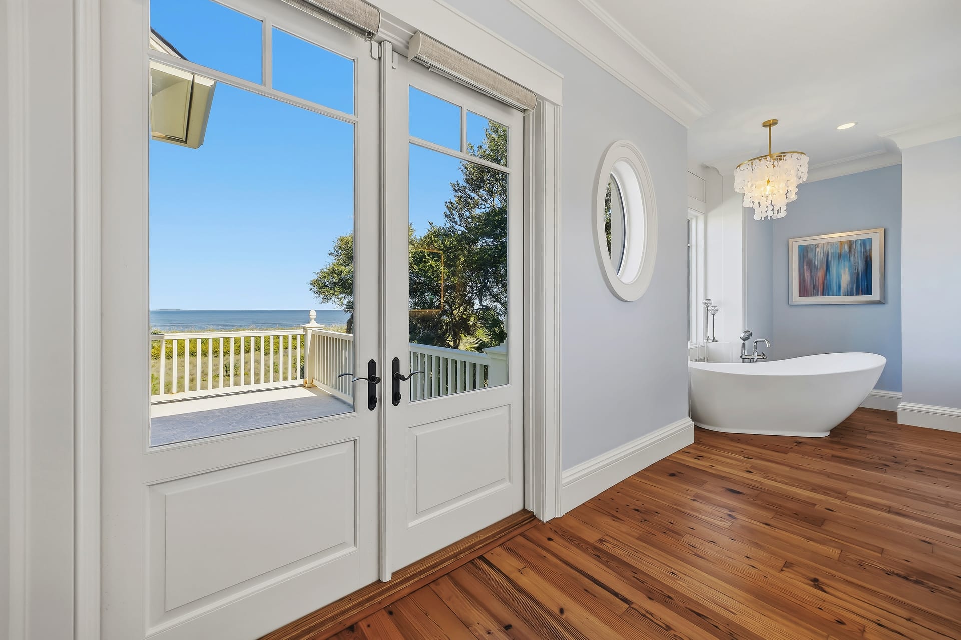 Bath — 52 N Port Royal Drive, Port Royal