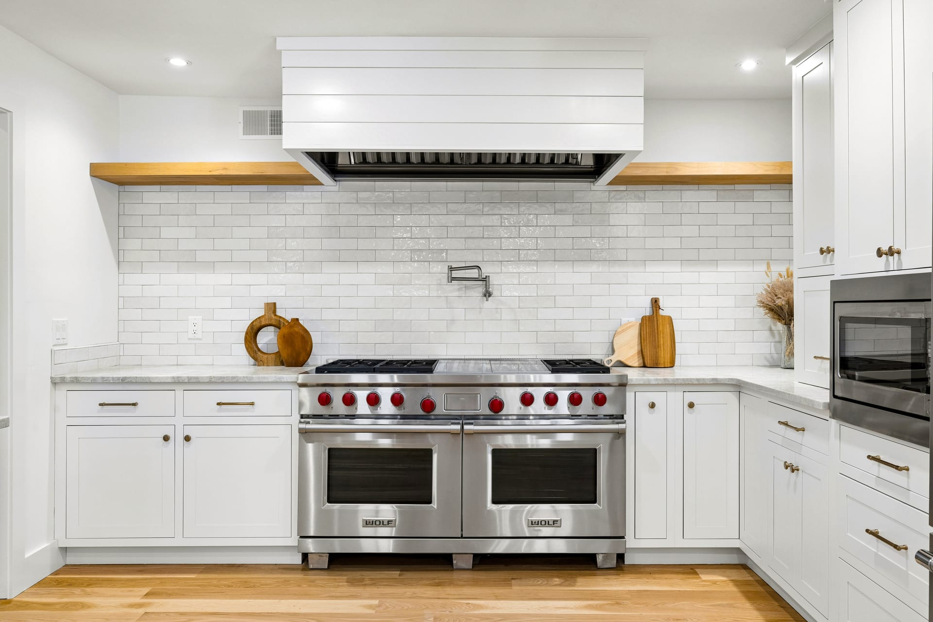 Kitchen — 13 McIntosh Road, Spanish Wells