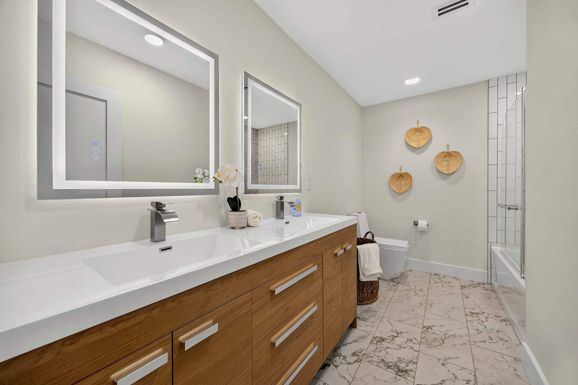 Bath — 9 Fort Walker Drive, Port Royal