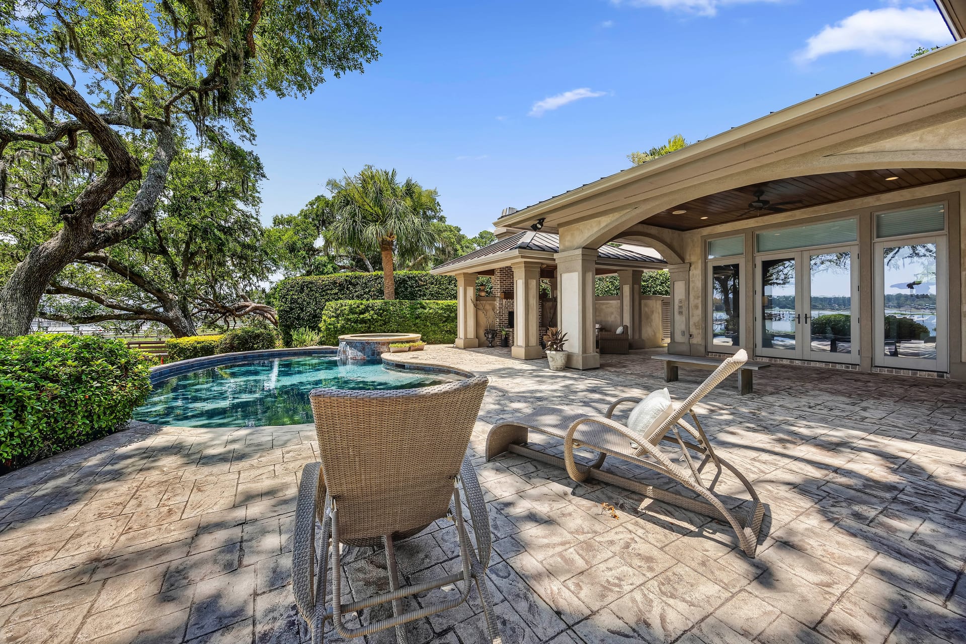 Outdoor Living — 47 River Club Drive, River Club