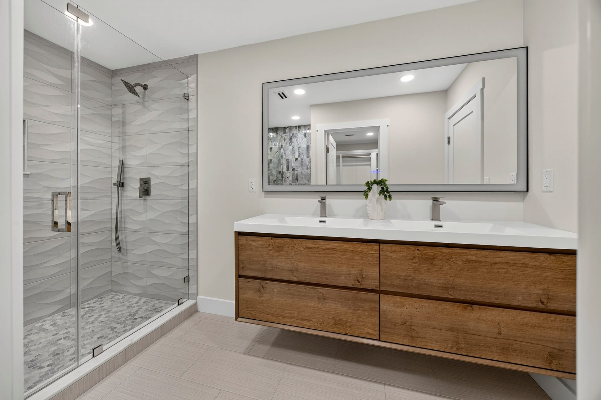 Bath — 9 Fort Walker Drive, Port Royal