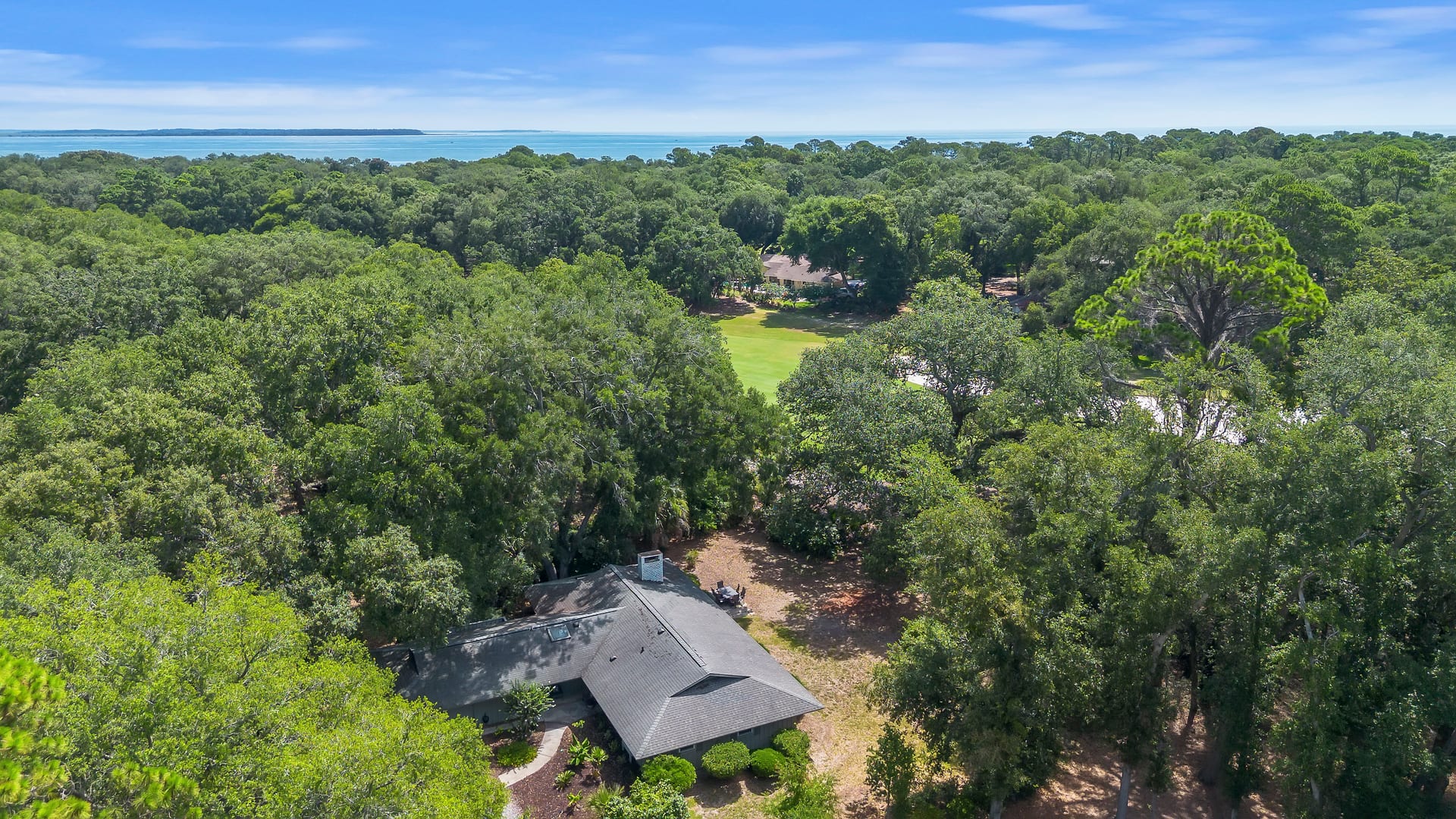 Aerial view — 4 Robbers Row, Port Royal