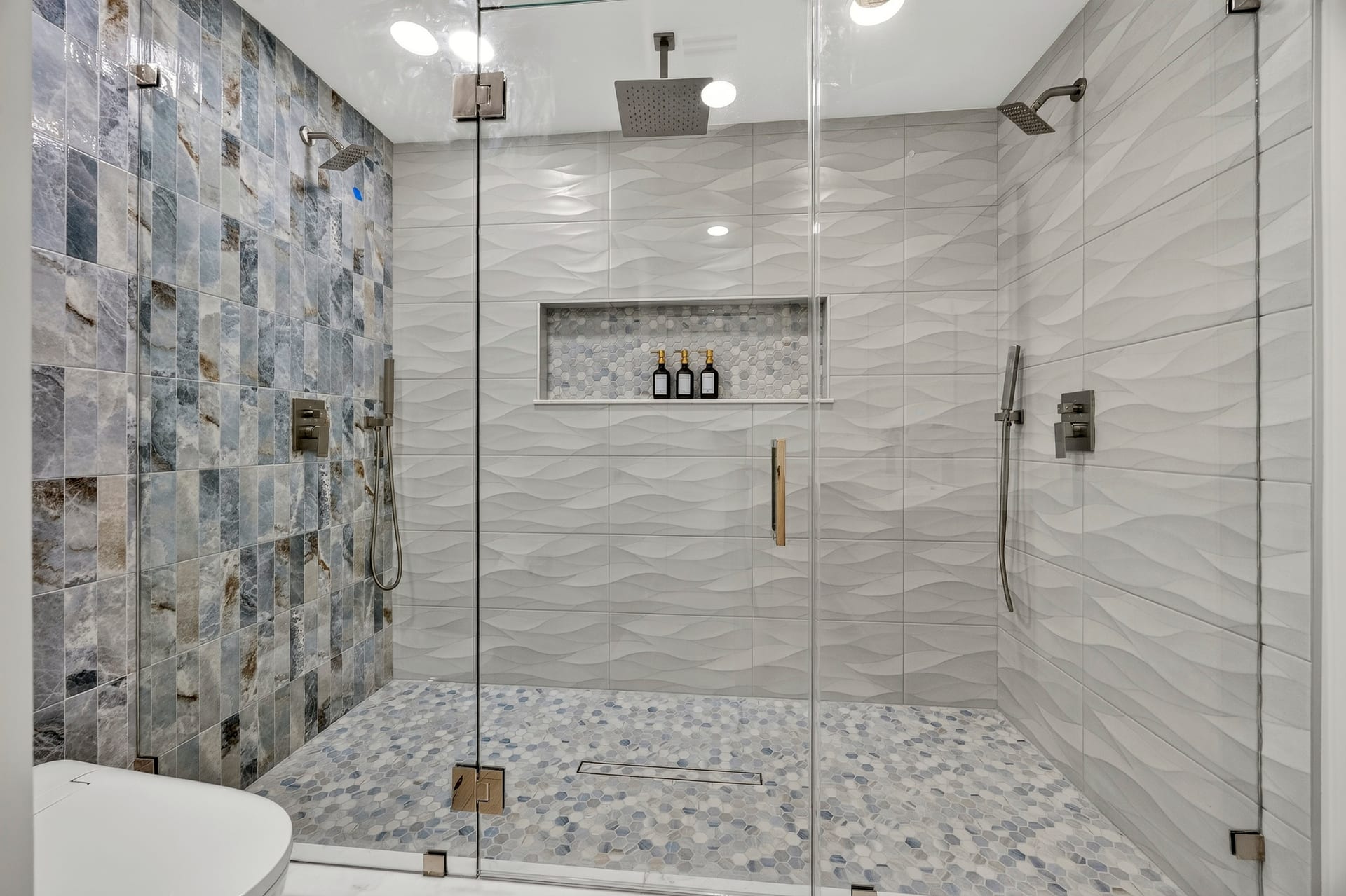 Bath — 9 Fort Walker Drive, Port Royal