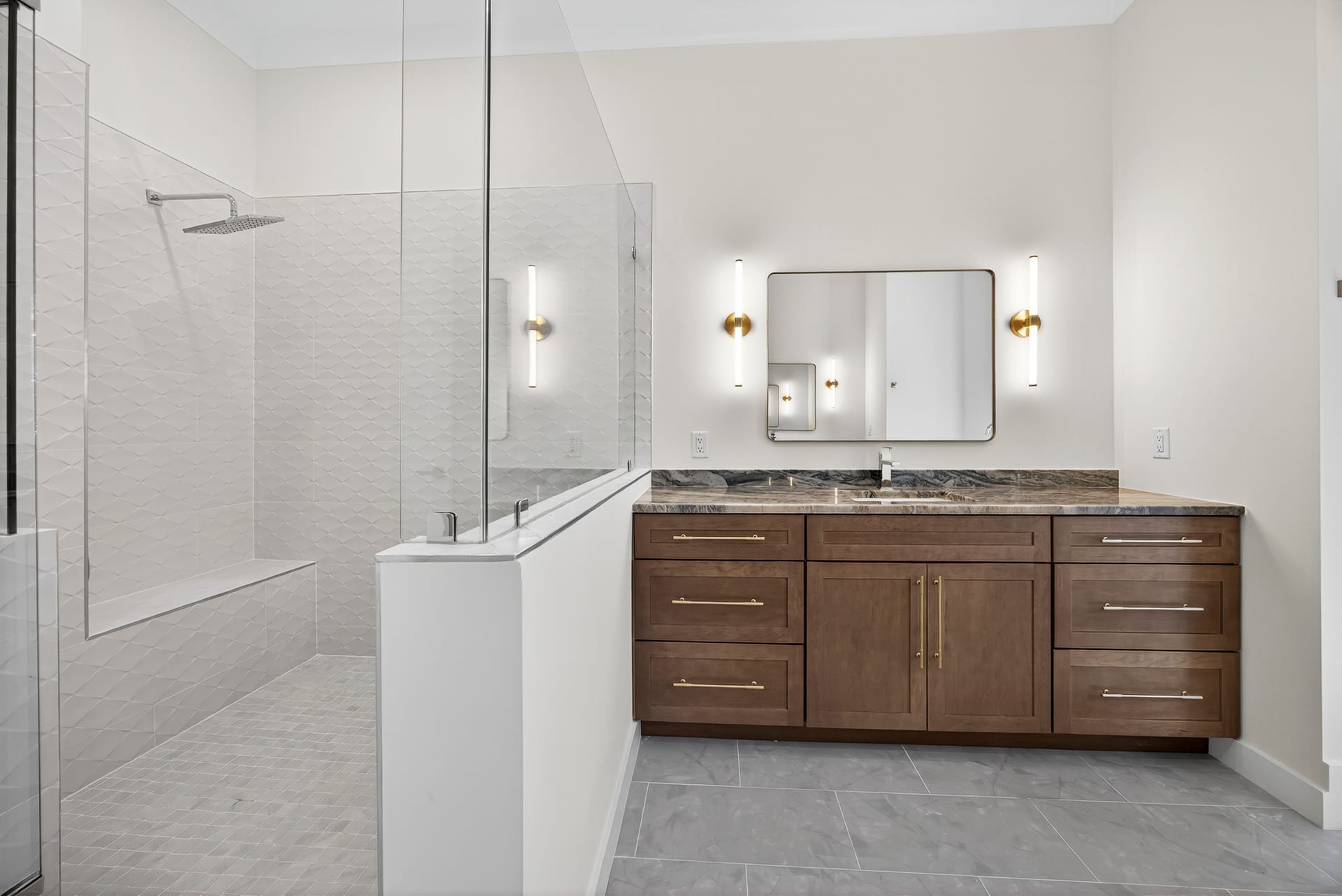 Bath — 110 Shell Midden Lane, Forest Beach